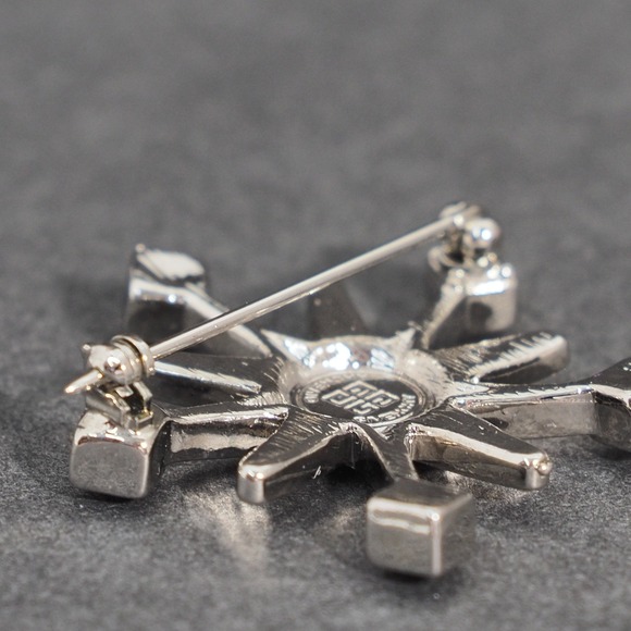Givenchy Brooch Pin Silver Tone Clear Blue Rhinestone Starburst Logo Chic VTG - Picture 8 of 11